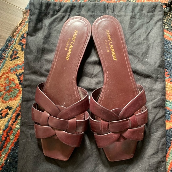 Saint Laurent tribute flats - Picture 4 of 7